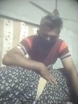 Snapshot of Manjit009 chatting on 10-26-25, 04:57 Manjit009 online show from 10-26-25, 04:57