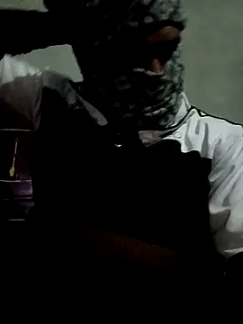 Snapshot of Manjit009 chatting on 12-05-25, 06:26 Manjit009 online show from 12-05-25, 06:26