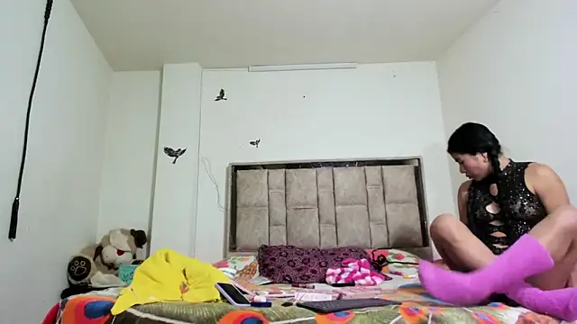 sophiaydaphne online show from 11-21-25, 02:49