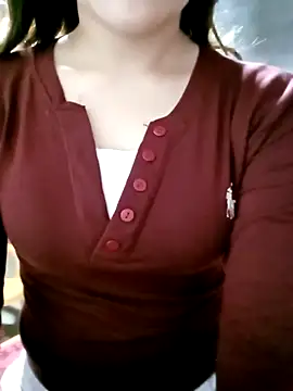 Snapshot of mymy06 chatting on 11-19-25, 10:54 mymy06 online show from 11-19-25, 10:54