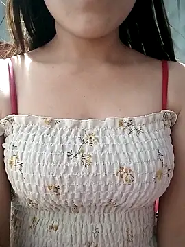 Snapshot of mymy06 chatting on 02-19-26, 03:30 mymy06 online show from 02-19-26, 03:30