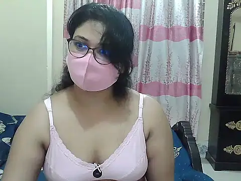 Snapshot of Elena_cruz5 chatting on 09-17-25, 06:31 Elena cruz5 online show from 09-17-25, 06:31