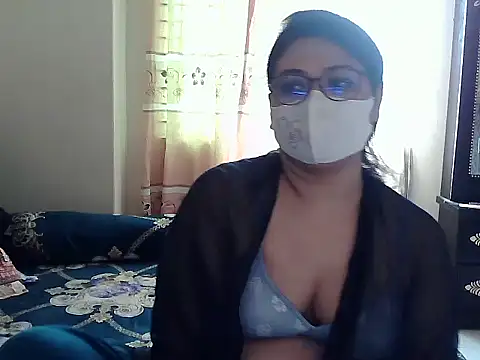 Snapshot of Elena_cruz5 chatting on 10-02-25, 04:52 Elena cruz5 online show from 10-02-25, 04:52