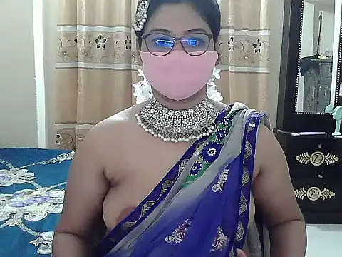 Snapshot of Elena_cruz5 chatting on 10-04-25, 03:54 Elena cruz5 online show from 10-04-25, 03:54