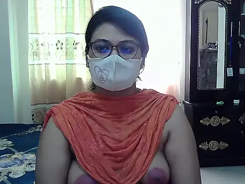 Snapshot of Elena_cruz5 chatting on 10-09-25, 01:25 Elena cruz5 online show from 10-09-25, 01:25