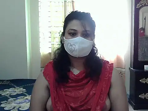 Snapshot of Elena_cruz5 chatting on 10-10-25, 08:35 Elena cruz5 online show from 10-10-25, 08:35