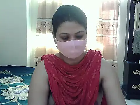 Snapshot of Elena_cruz5 chatting on 10-16-25, 02:01 Elena cruz5 online show from 10-16-25, 02:01