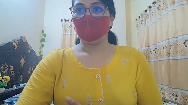 Elena cruz5 online show from 05-18-26, 04:13