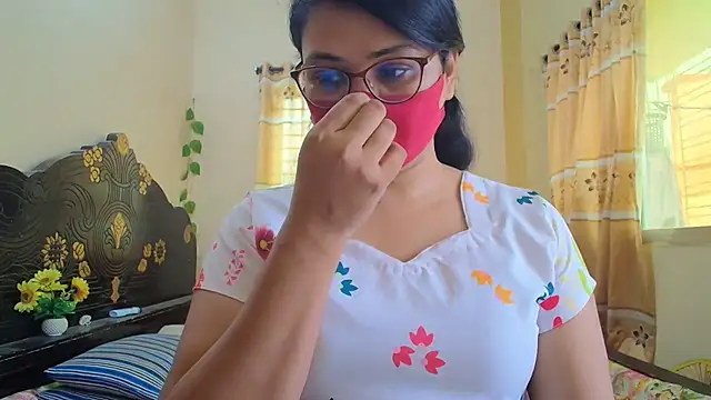 Elena cruz5 online show from 05-20-26, 06:08