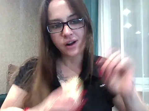 Snapshot of karina160000 chatting on 12-16-25, 04:34 karina160000 online show from 12-16-25, 04:34