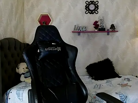 bull cam online show from 11-04-25, 05:12