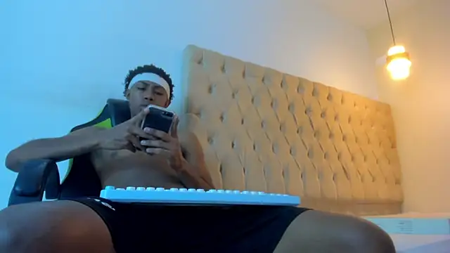 Jax Maliq online show from 12-02-25, 05:08