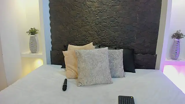 aby smiith  online show from 02-12-26, 07:20