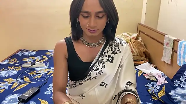 LuvLayla online show from 01-13-26, 07:19