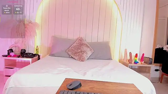 ALICESANDOVAL online show from 03-19-26, 11:47