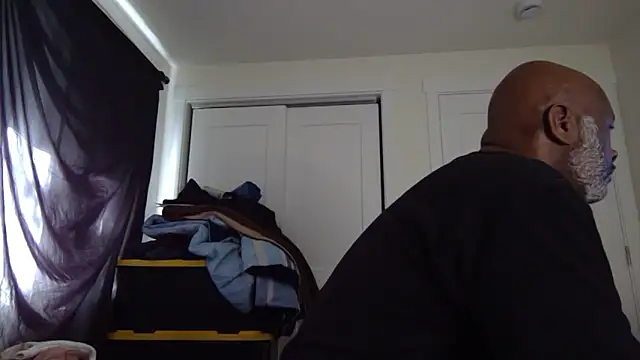 Snapshot of jamalcarter chatting on 05-17-26, 11:34 jamalcarter online show from 05-17-26, 11:34