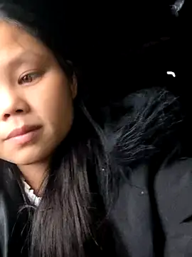 Snapshot of omiu-baby chatting on 03-22-26, 01:31 omiu-baby online show from 03-22-26, 01:31