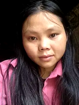 Snapshot of omiu-baby chatting on 03-25-26, 08:31 omiu-baby online show from 03-25-26, 08:31