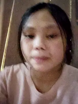 Snapshot of omiu-baby chatting on 04-03-26, 06:11 omiu-baby online show from 04-03-26, 06:11