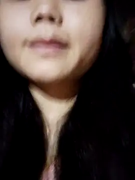 Snapshot of omiu-baby chatting on 04-26-26, 02:20 omiu-baby online show from 04-26-26, 02:20
