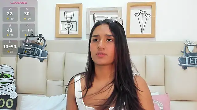 Snapshot of EbonyLudovica chatting on 10-30-25, 03:30 EbonyLudovica online show from 10-30-25, 03:30