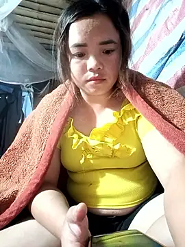 Snapshot of AnHa19 chatting on 11-02-25, 12:40 AnHa19 online show from 11-02-25, 12:40