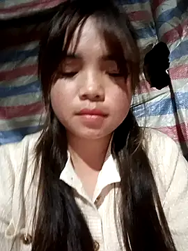 Snapshot of AnHa19 chatting on 11-20-25, 01:22 AnHa19 online show from 11-20-25, 01:22