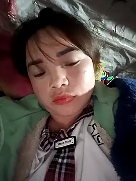 Snapshot of AnHa19 chatting on 11-26-25, 01:56 AnHa19 online show from 11-26-25, 01:56