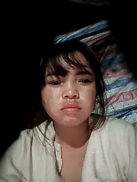 Snapshot of AnHa19 chatting on 12-13-25, 09:53 AnHa19 online show from 12-13-25, 09:53