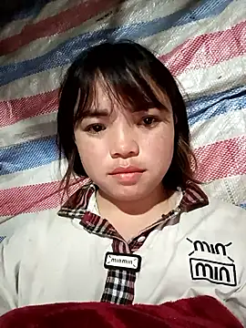 Snapshot of AnHa19 chatting on 01-09-26, 10:22 AnHa19 online show from 01-09-26, 10:22