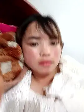 Snapshot of AnHa19 chatting on 01-12-26, 07:35 AnHa19 online show from 01-12-26, 07:35