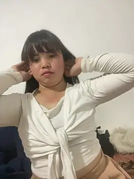 Snapshot of AnHa19 chatting on 03-15-26, 01:06 AnHa19 online show from 03-15-26, 01:06