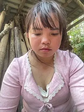 Snapshot of AnHa19 chatting on 03-20-26, 10:42 AnHa19 online show from 03-20-26, 10:42