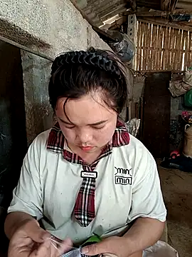 Snapshot of AnHa19 chatting on 03-29-26, 03:28 AnHa19 online show from 03-29-26, 03:28