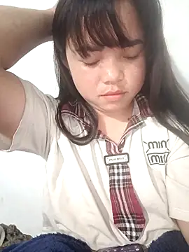 Snapshot of AnHa19 chatting on 03-29-26, 09:48 AnHa19 online show from 03-29-26, 09:48