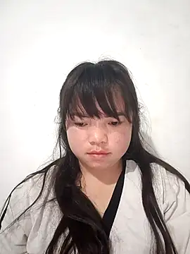 Snapshot of AnHa19 chatting on 04-02-26, 10:07 AnHa19 online show from 04-02-26, 10:07