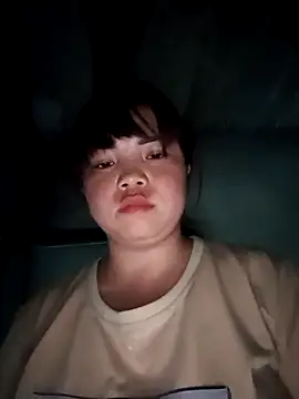 Snapshot of AnHa19 chatting on 04-05-26, 11:24 AnHa19 online show from 04-05-26, 11:24