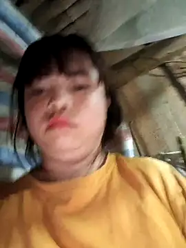 Snapshot of AnHa19 chatting on 04-08-26, 10:32 AnHa19 online show from 04-08-26, 10:32