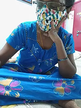 Snapshot of umashreetamil chatting on 06-07-26, 11:19 umashreetamil online show from 06-07-26, 11:19