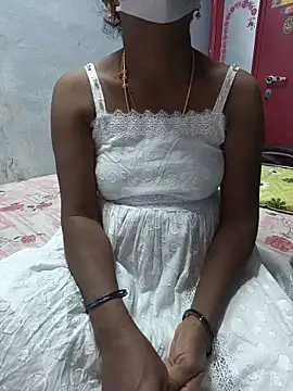 Snapshot of umashreetamil chatting on 06-11-26, 11:14 umashreetamil online show from 06-11-26, 11:14