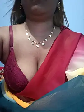 Snapshot of Arohi_51 chatting on 09-15-25, 06:08 Arohi 51 online show from 09-15-25, 06:08