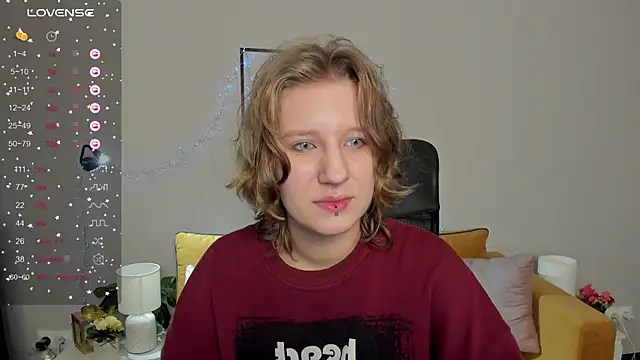 Hailey Foxy online show from 10-04-25, 08:45