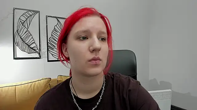 Snapshot of Hailey_Foxy chatting on 04-08-26, 10:59 Hailey Foxy online show from 04-08-26, 10:59