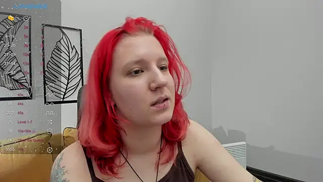 Snapshot of Hailey_Foxy chatting on 04-13-26, 11:27 Hailey Foxy online show from 04-13-26, 11:27