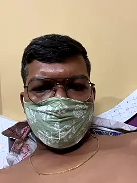 Snapshot of kunwarahuji chatting on 09-11-25, 05:13 kunwarahuji online show from 09-11-25, 05:13