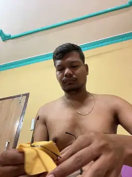 Snapshot of kunwarahuji chatting on 09-20-25, 12:22 kunwarahuji online show from 09-20-25, 12:22