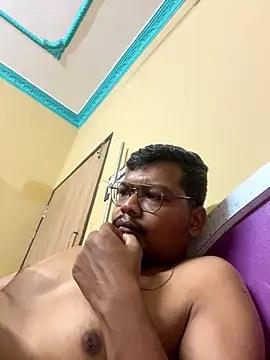 Snapshot of kunwarahuji chatting on 09-22-25, 12:01 kunwarahuji online show from 09-22-25, 12:01