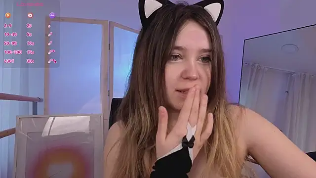 Lina Glow online show from 04-15-26, 06:42