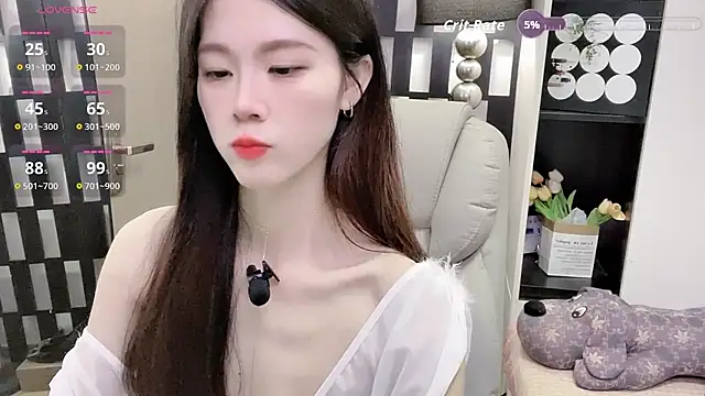 Yueyue-MM online show from 04-18-26, 01:20