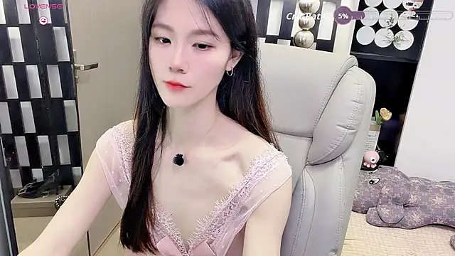 Yueyue-MM online show from 07-18-26, 01:54